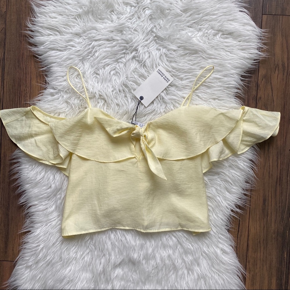 Zara Cold Shoulder Ruffle Tie Front Crop Top